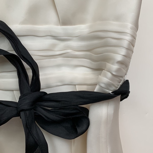 WHBM White House Black Market Crop Top Strapless Silk Chiffon w/Bow Bustier Top - Picture 13 of 16